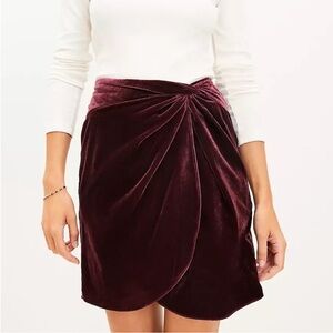 NWT Loft Velvet Twist Shift Skirt size 12 in Merlot